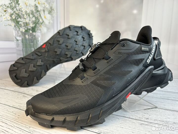 Кроссовки Salomon Gore- Tex