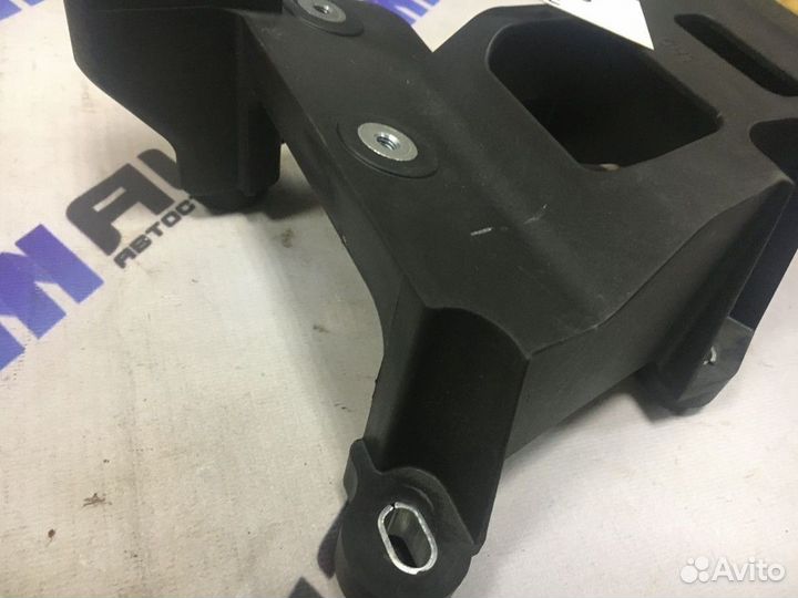 Кронштейн кулисы МКПП Форд Фокус 3