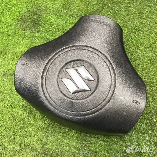 Airbag на руль, подушка безопасности руля Suzuki