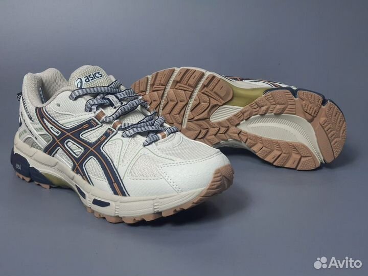 Кроссовки женские беговые asics