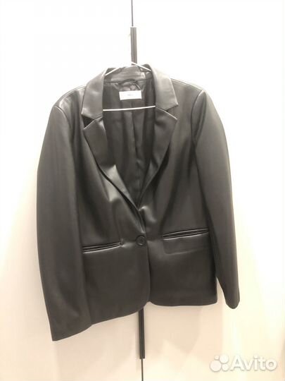 Кожаный пиджак женский