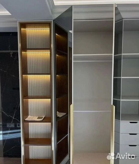 Шкаф на заказ встроенный