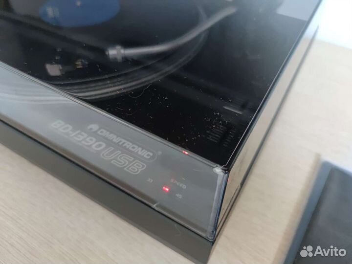 Виниловый проигрыватель Omnitronic BD 1390