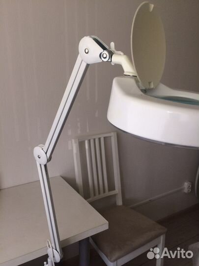 Лампа лупа на колёсиках, 24w (5 диоптрий)