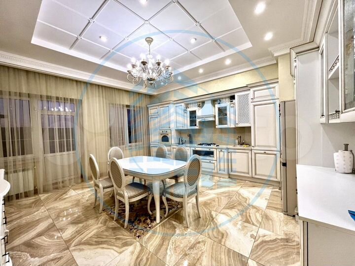 3-к. квартира, 130 м², 6/6 эт.