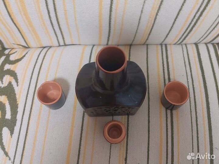 Графин со стопками