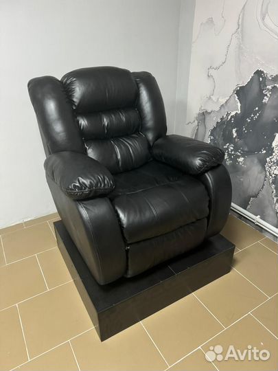 Кресло реклайнер
