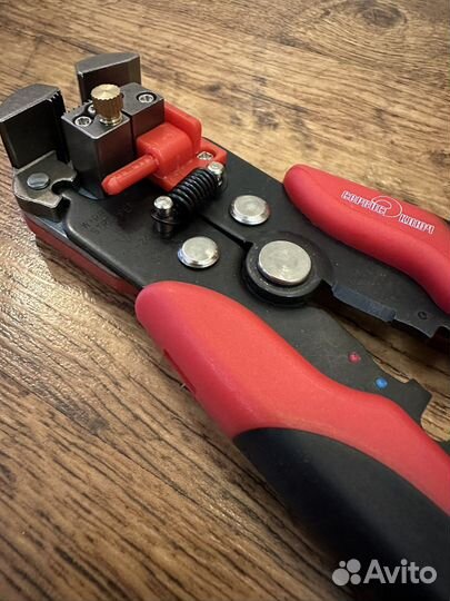 Клещи для зачистки проводов