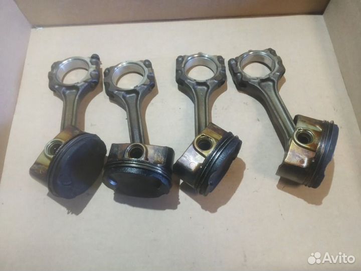 Поршень шатун Toyota Camry XV50 2AR 2012