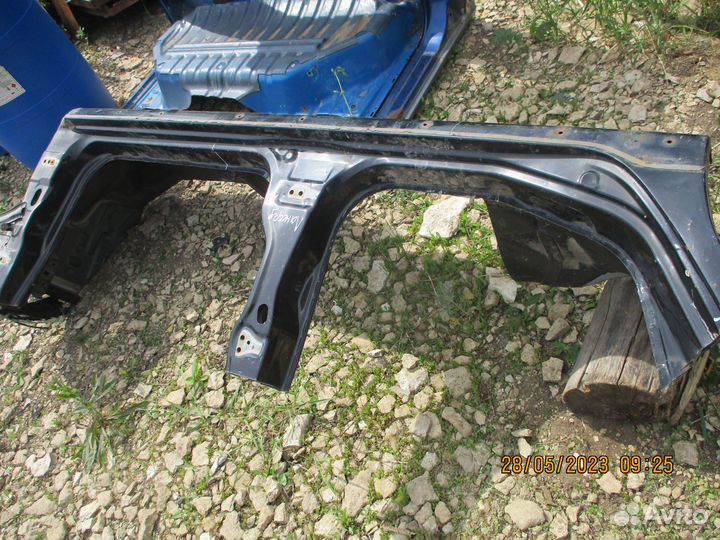 Правый порог Митсубиси лансер 9