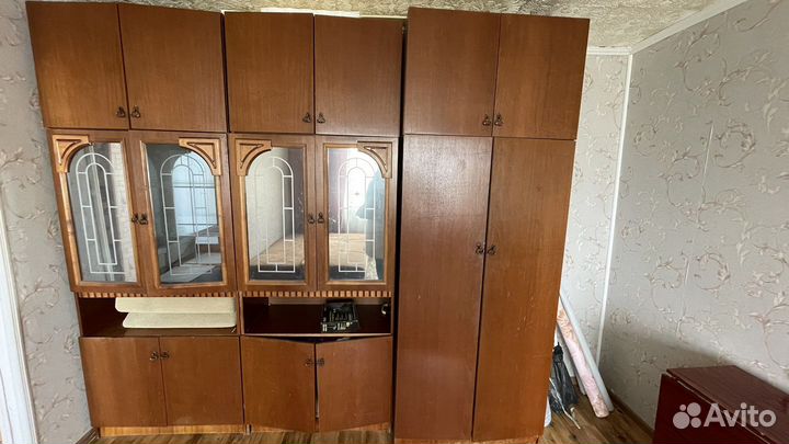 Стенка бу даром