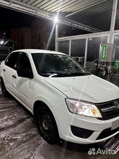 LADA Granta 1.6 МТ, 2018, 200 000 км