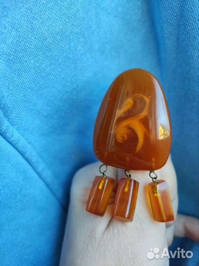 Брошь СССР под янтарь