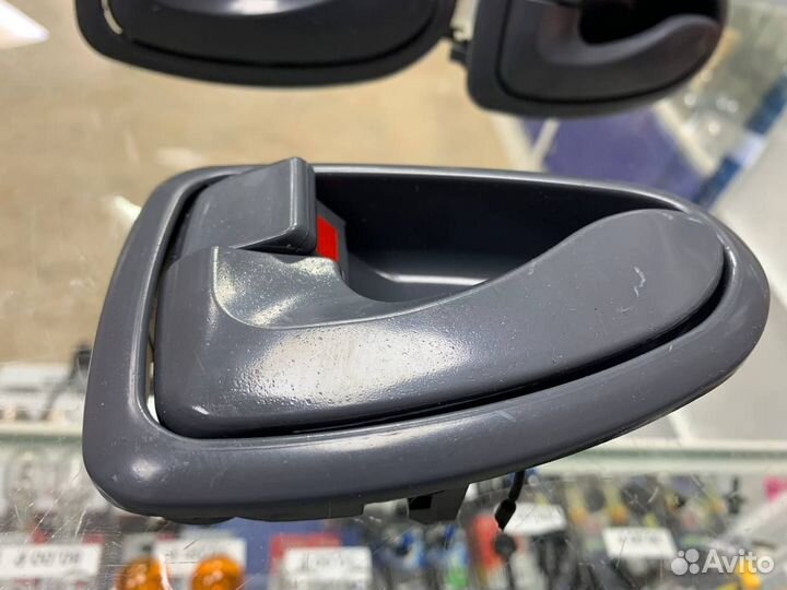 Ручка салон передняя левая Hyundai Accent