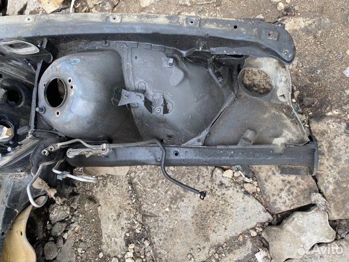 Четверть лонжерон левый Bmw 5 Series