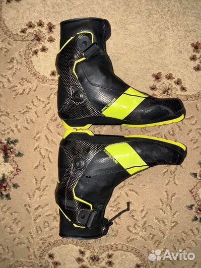 Лыжные ботинки fischer carbonlite skate