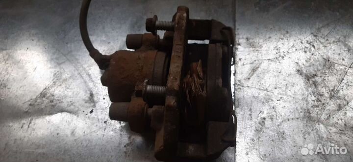 Передний тормозной суппорт ford focus 2