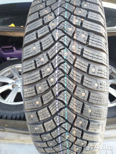 Continental IceContact 3 205/50 R17 93T