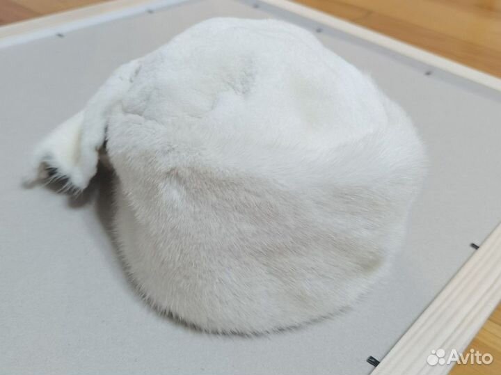 Шапка норковая белая женская