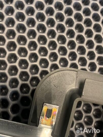 Накладка двери левая Mercedes-Benz Sl500 230.475 M