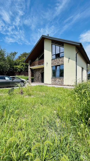 Коттедж 150 м² на участке 7 сот.