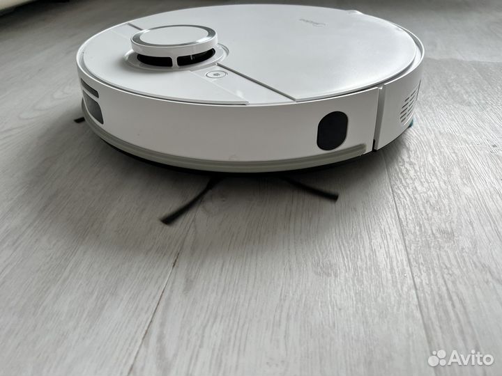 Робот-пылесос Midea M7 с влажной уборкой