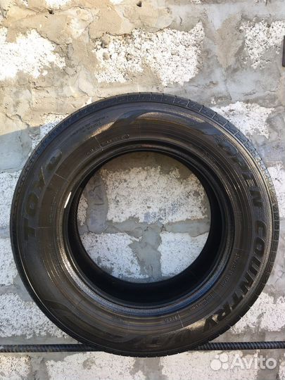 Toyo Open Country U/T 215/70 R16