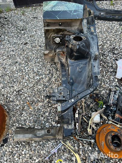 Передняя левая четверьть Toyota camry v55