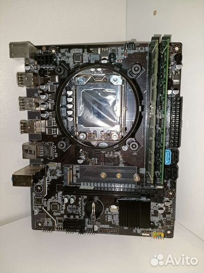 Материнская плата LGA 1356+память 12гб не стартует