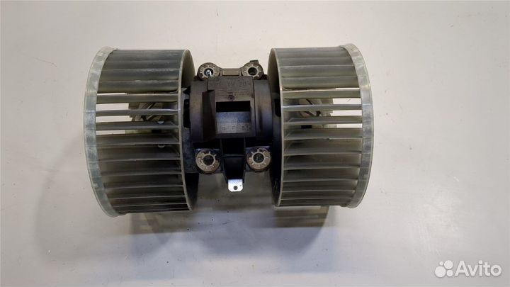 Двигатель отопителя BMW X3 E83, 2008