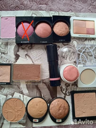Румяна, пудра, бронзер, хайлайтер, корректор
