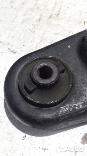 Рычаг подвески передний правый Peugeot 207 WC 5FW