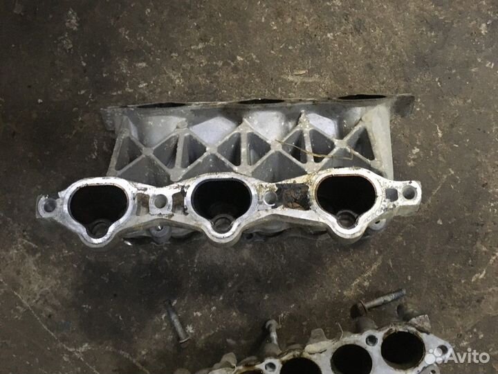 Коллектор впускной (Hyundai Sonata)