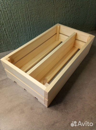 Деревянный ящик для подарков