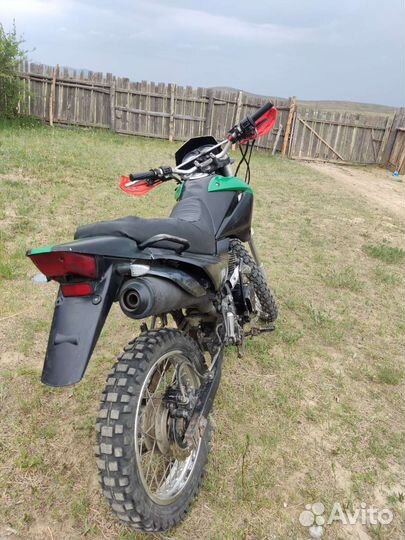 Racer panther 200