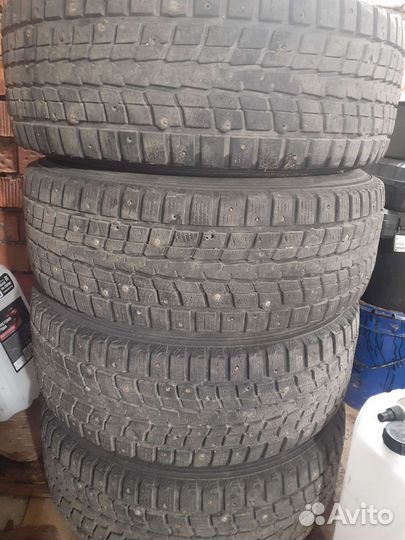 Dunlop SP Winter Ice 01 265/65 R18