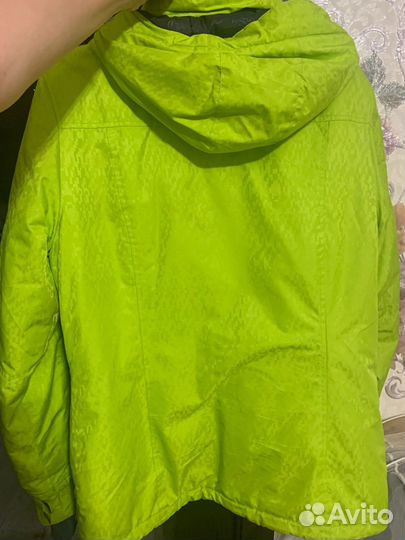 Спортивная куртка