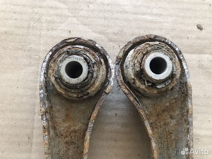 Рычаг задний поперечный Skoda Octavia A5(3478)