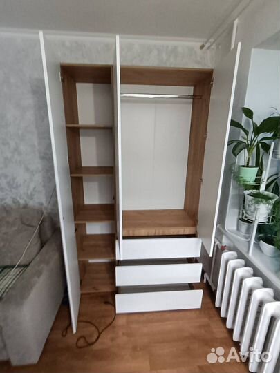 Шкаф распашной 120 новый