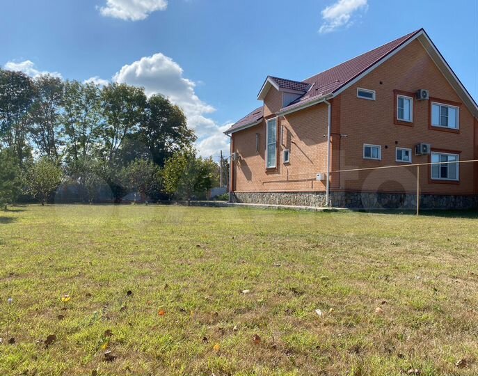 Дом 236,7 м² на участке 25 сот.