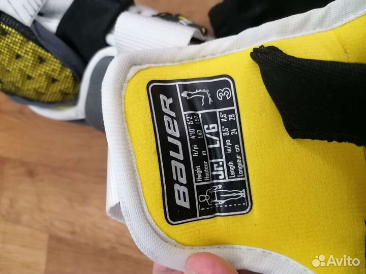 Налокотники хоккейные Bauer s170
