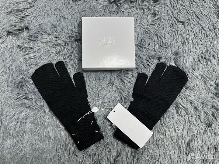 Перчатки Maison Margiela Tabi