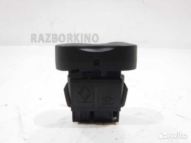 Кнопка обогрева заднего стекла