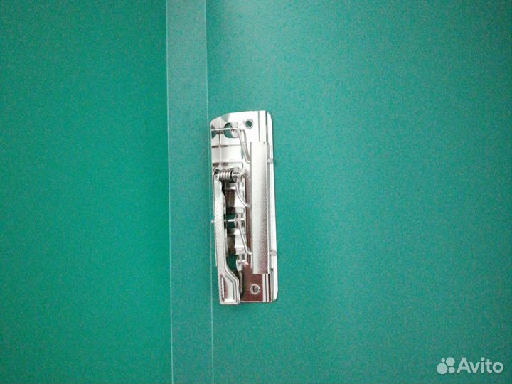 Папка канцелярская с металлическим зажимом А4