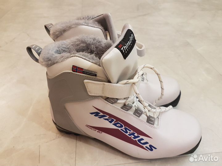 Ботинки для беговых лыж