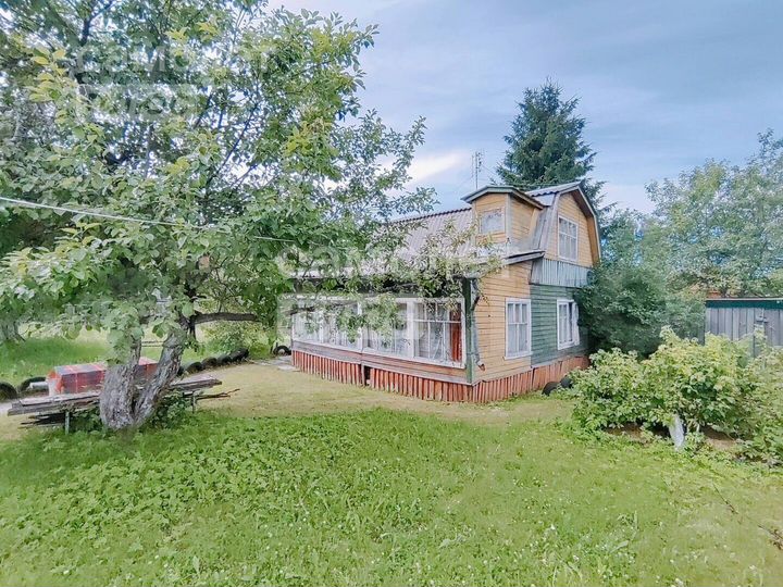 Дача 40 м² на участке 5,6 сот.