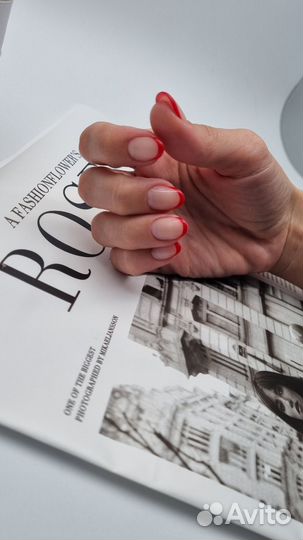 Маникюр и педикюр с покрытием гель лак