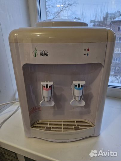 Кулер для воды ecotronic