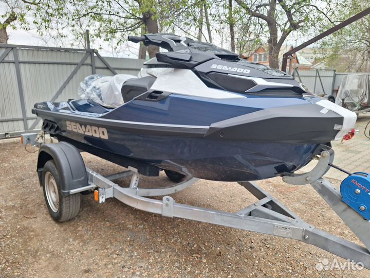 Новый Sea Doo GTX limited 300 2023 года
