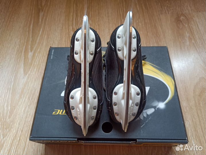 Детские хоккейные коньки Bauer S140 разм. YTH 11 R